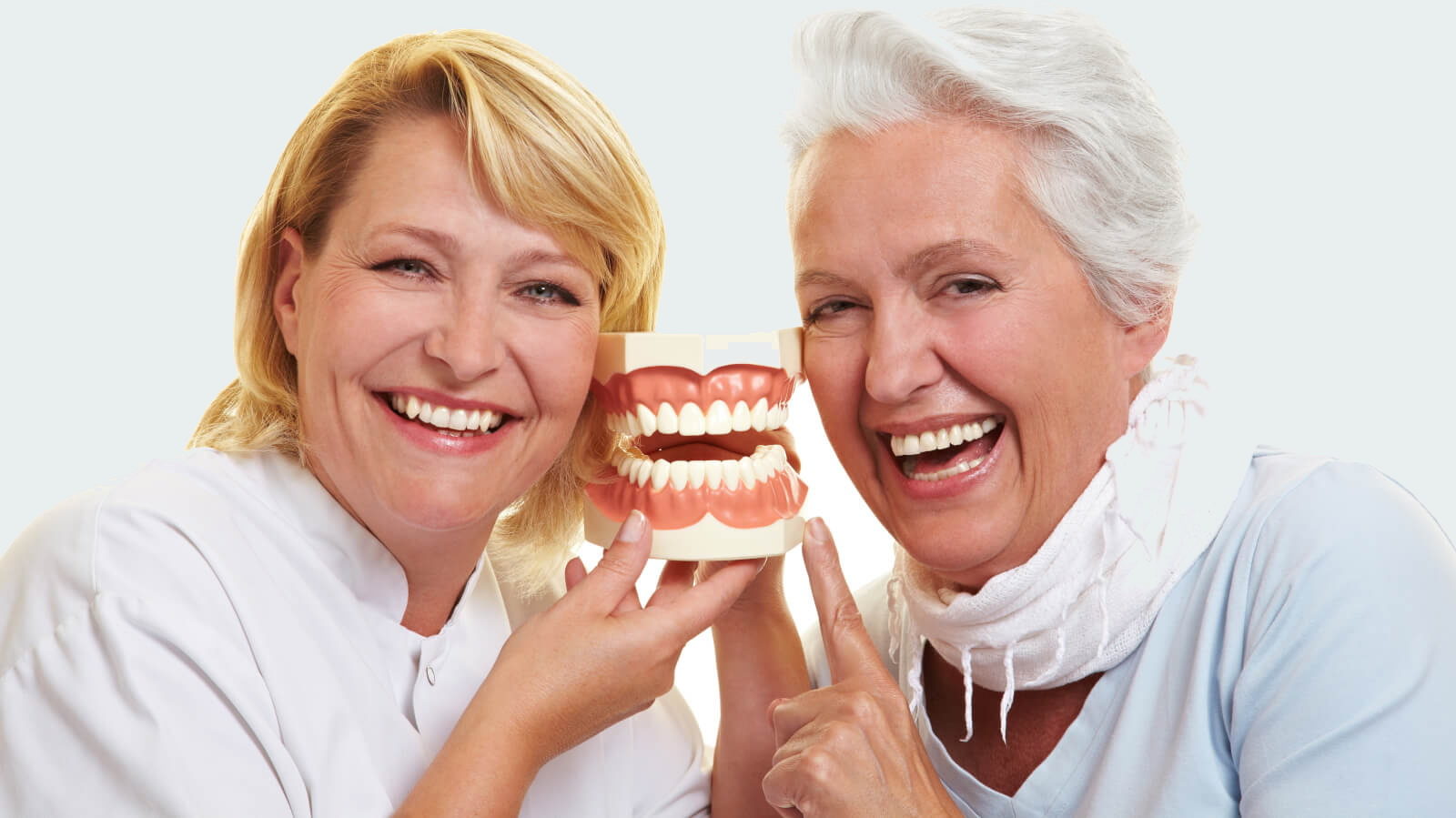 Зубной протез: замена улыбки и уверенность в себе